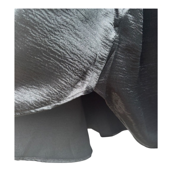 Ava & Viv Plus Size Flared Long Sleeve Black Satin Blouse, Shimmery Black Top - Picture 6 of 13